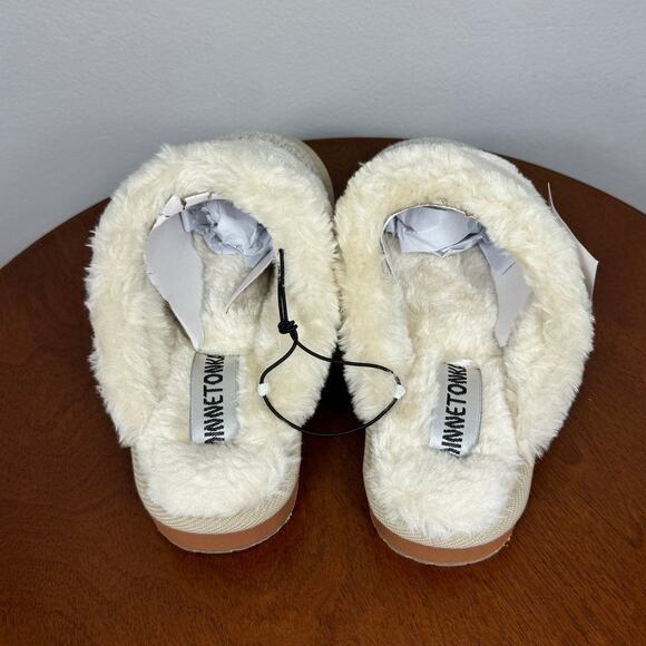 New Minnetonka Sondra Scuff Faux Fur Slipper in Tan Knit Women's Size 5 - Picture 6 of 8